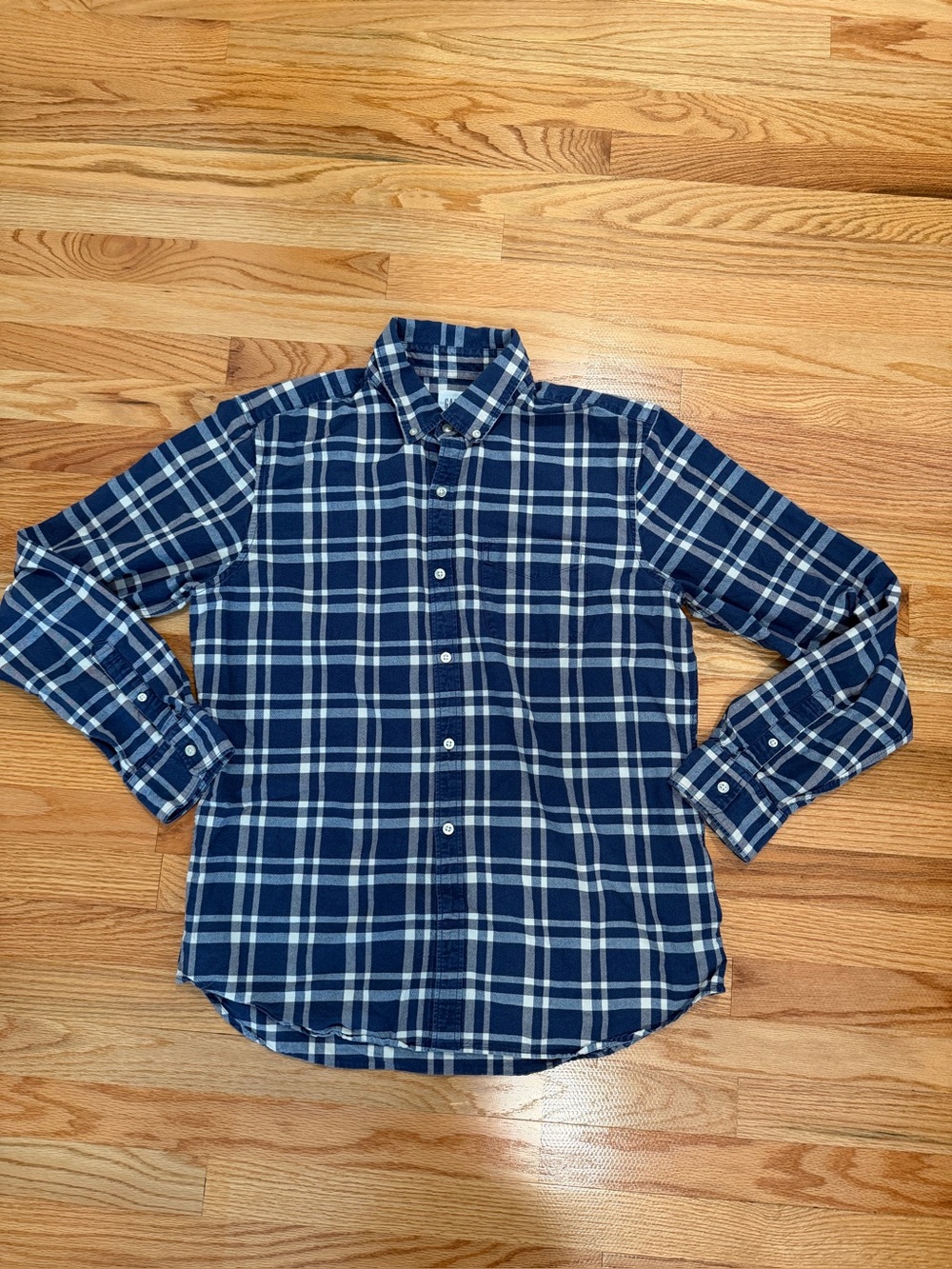 GAP Men’s Navy Blue Plaid Oxford Button Down Shirt Size Large 100% Cotton
